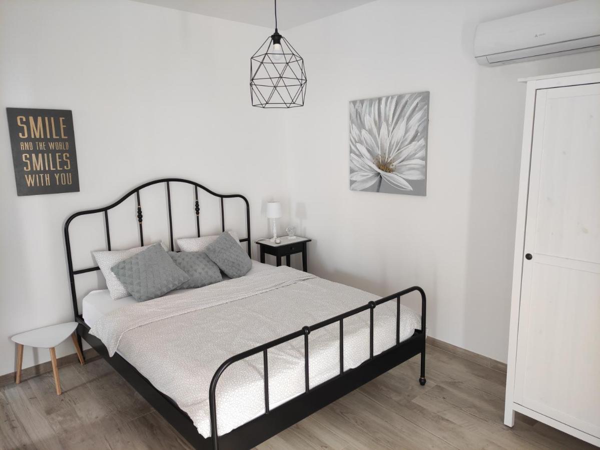 Apartmani Rina Donja Jagodnja Extérieur photo