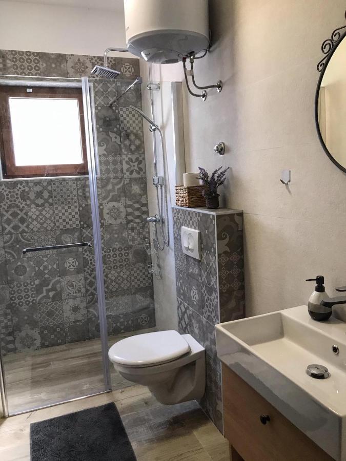 Apartmani Rina Donja Jagodnja Extérieur photo