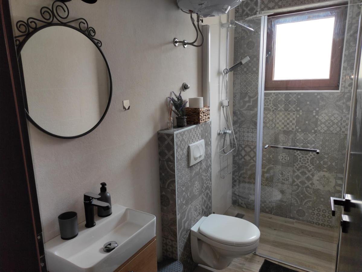 Apartmani Rina Donja Jagodnja Extérieur photo