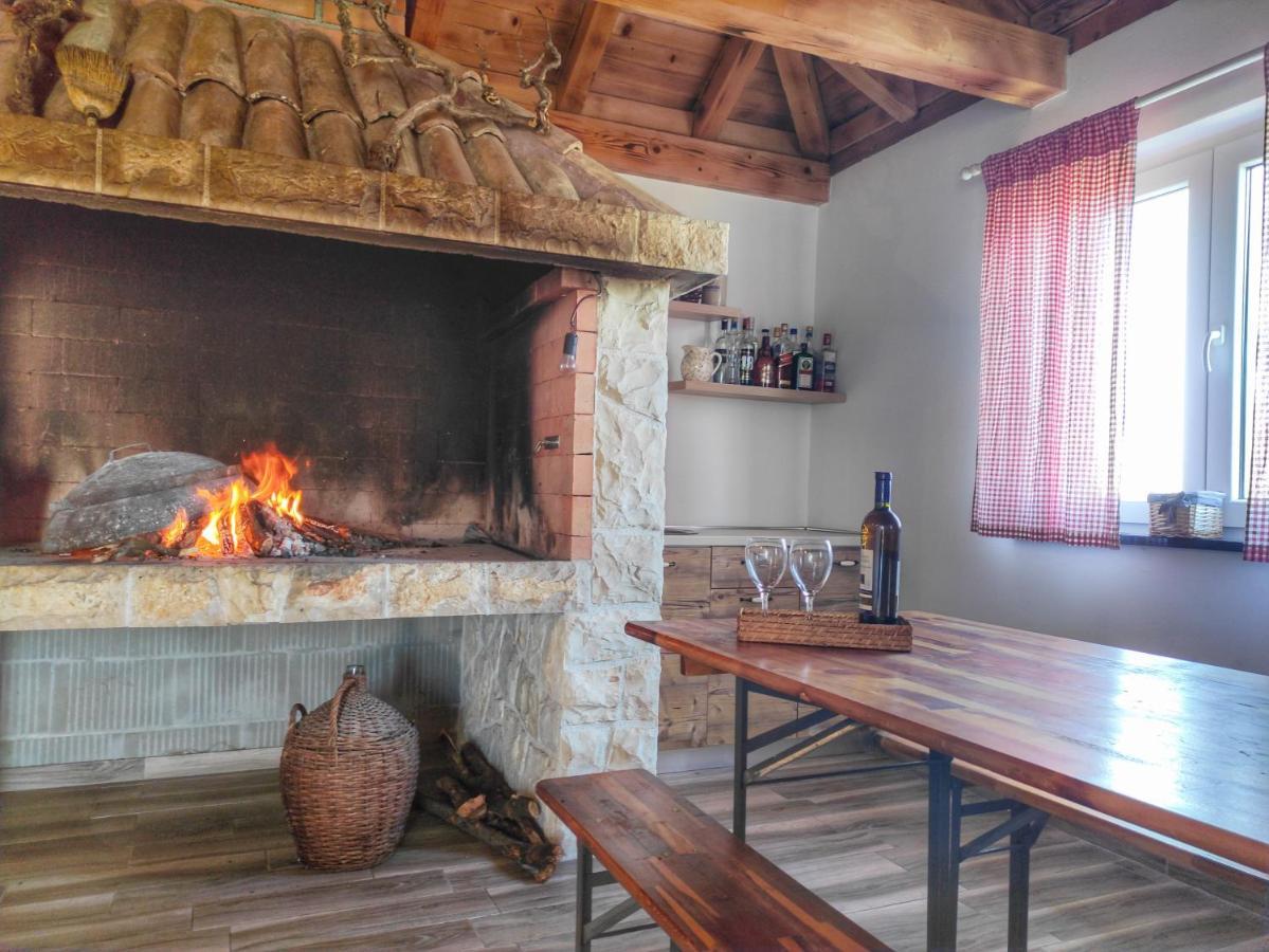 Apartmani Rina Donja Jagodnja Extérieur photo